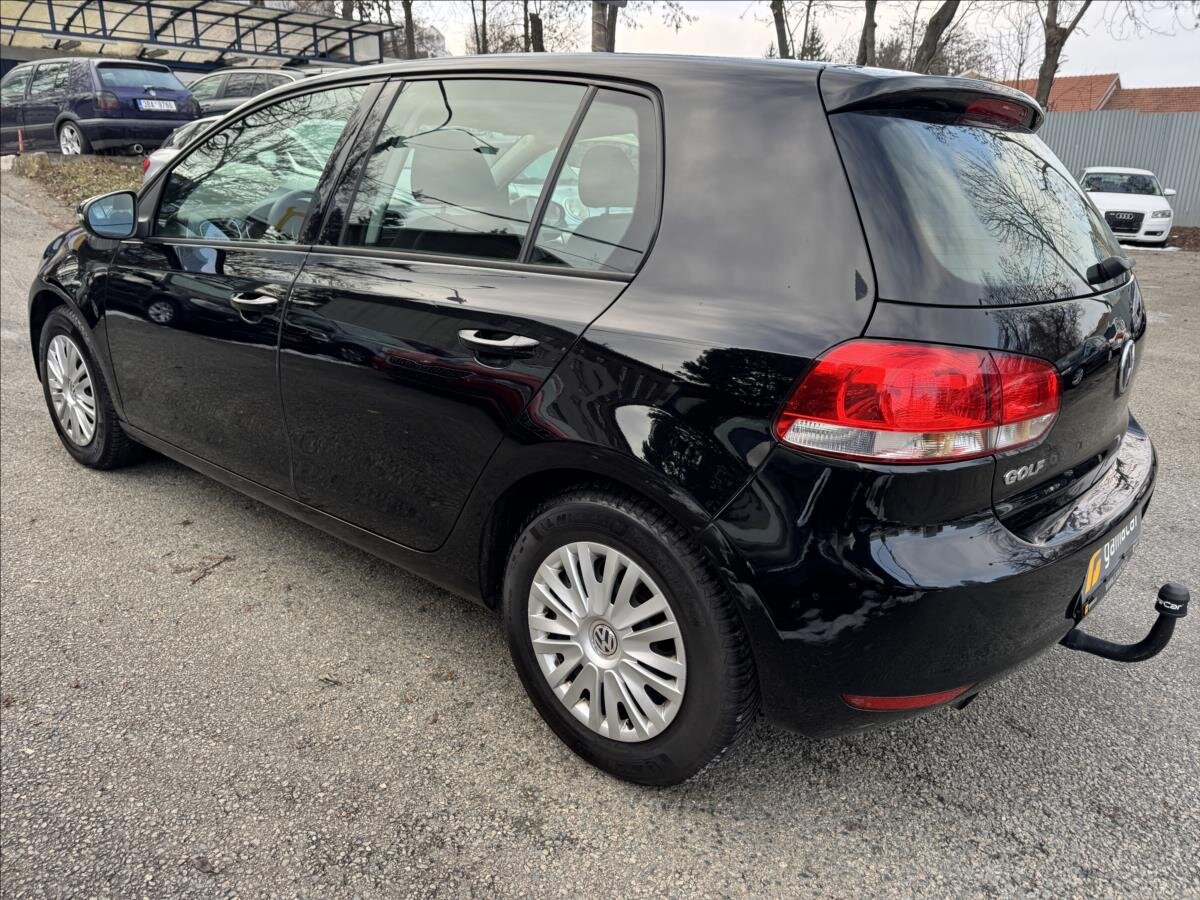 Volkswagen Golf Hatchback 1,6 l 77 kw