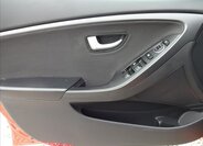 Hyundai i30 Kombi 1,6 l 99 kw