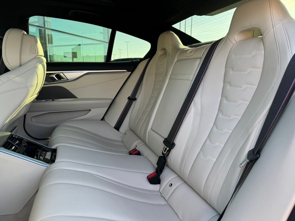 BMW Řada 8 Sedan / Limuzína 3,0 l 245 kw