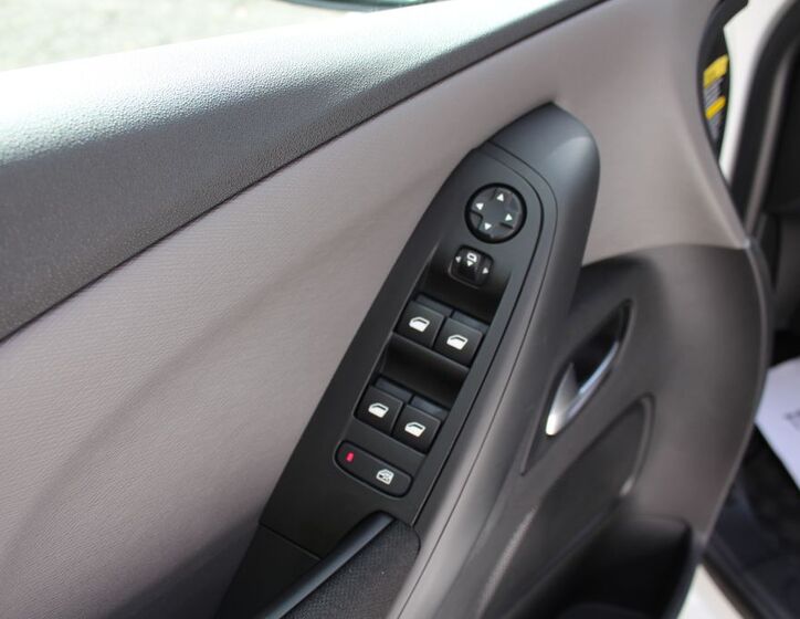 Citroën Grand C4 Picasso 24