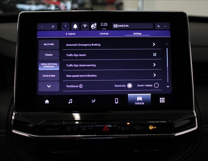 Jeep Compass SUV / Terénní 1,5 l 96 kw