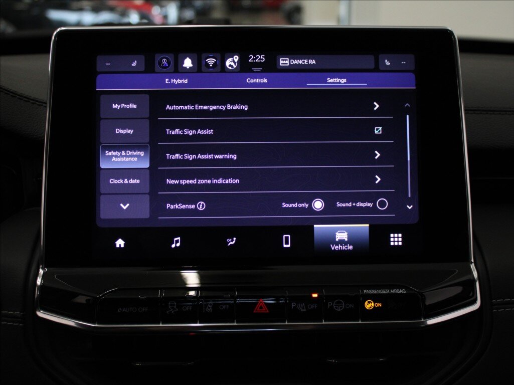 Jeep Compass SUV / Terénní 1,5 l 96 kw