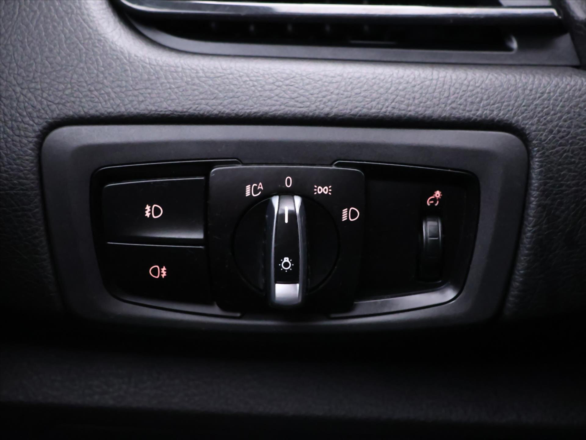 BMW Řada 2 Kombi 2,0 l 110 kw