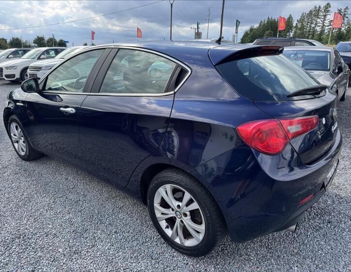 Alfa Romeo Giulietta 5