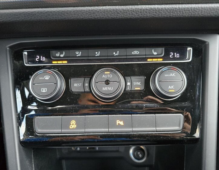 Volkswagen Touran 18