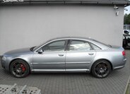 Audi A8 Sedan 4,2 l 257 kw
