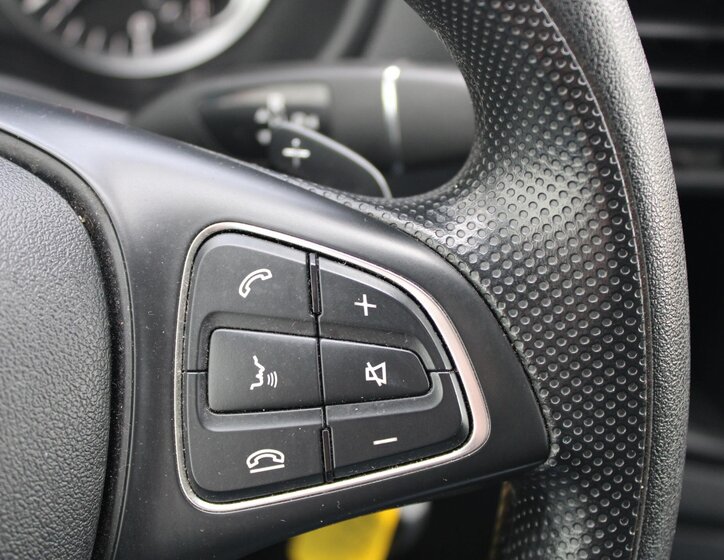 Mercedes-Benz Vito 16