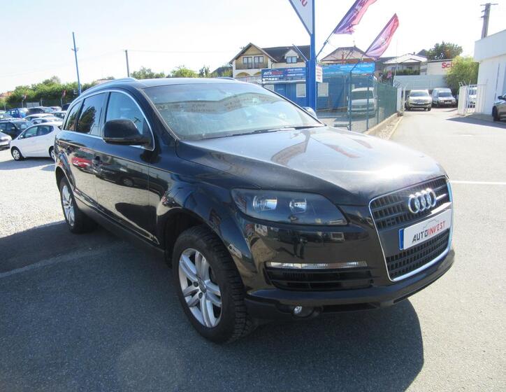 Audi Q7 2