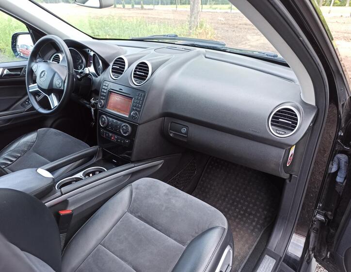 Mercedes-Benz Třídy M 15