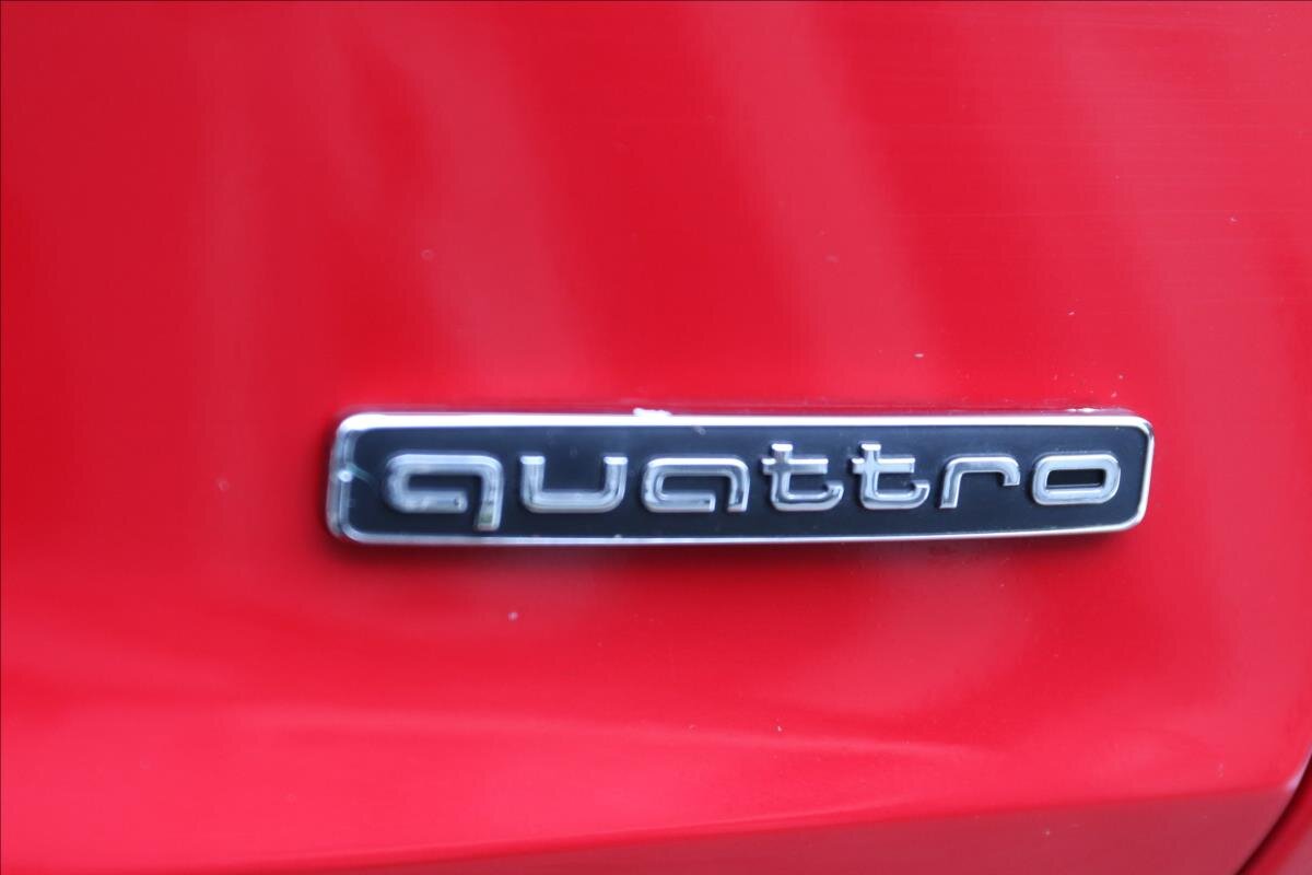 Audi Q3 SUV 2,0 l 140 kw