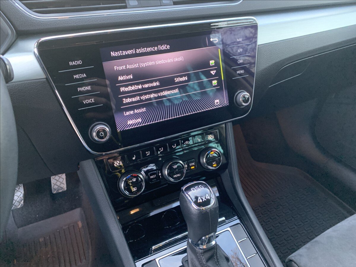 Škoda Superb Kombi 2,0 l 140 kw