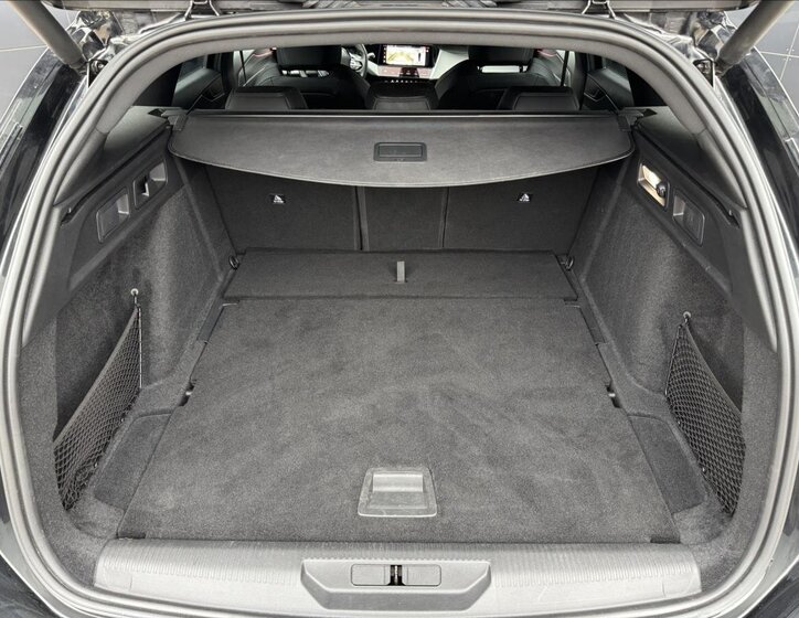 Peugeot 308 Kombi 1,2 l 96 kw