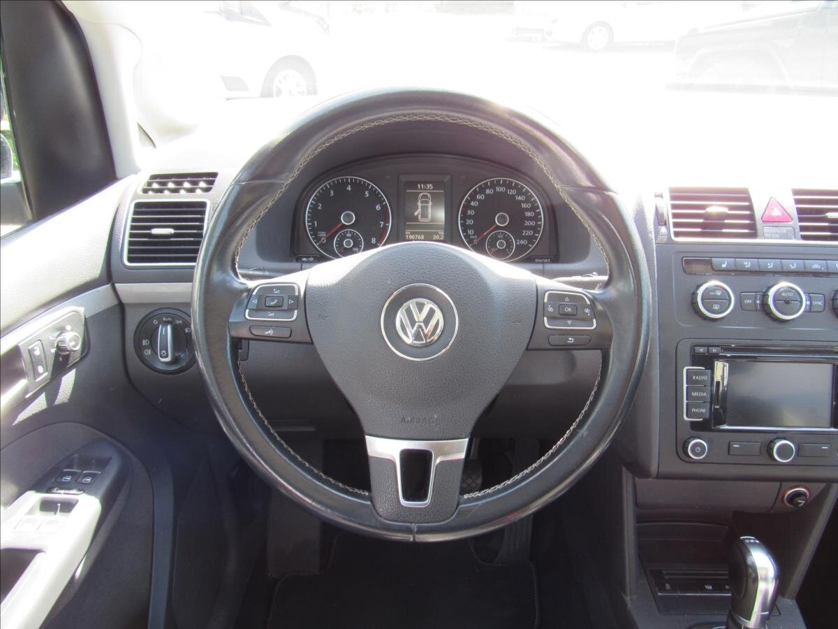 Volkswagen Touran Kombi 1,4 l 103 kw