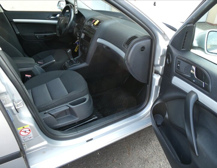 Škoda Octavia Sedan / Limuzína 1,6 l 85 kw