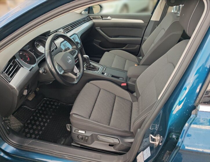 Volkswagen Passat Kombi 1,5 l 110 kw