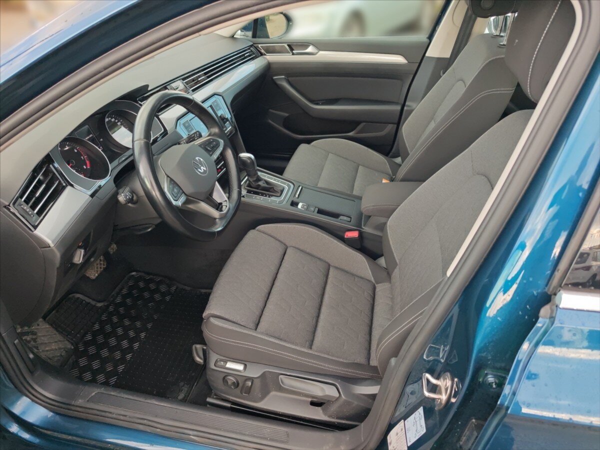 Volkswagen Passat Kombi 1,5 l 110 kw