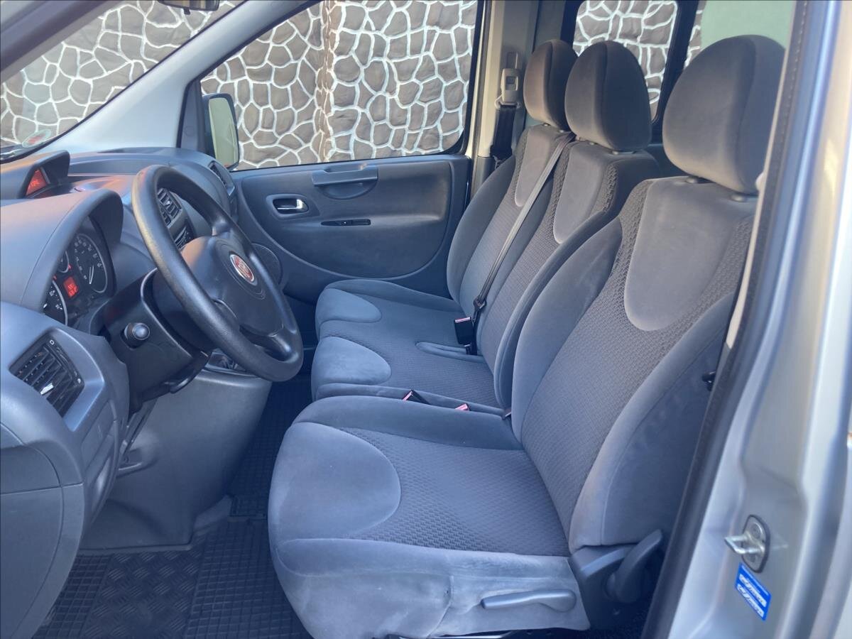 Fiat Scudo Kombi 2,0 l 94 kw