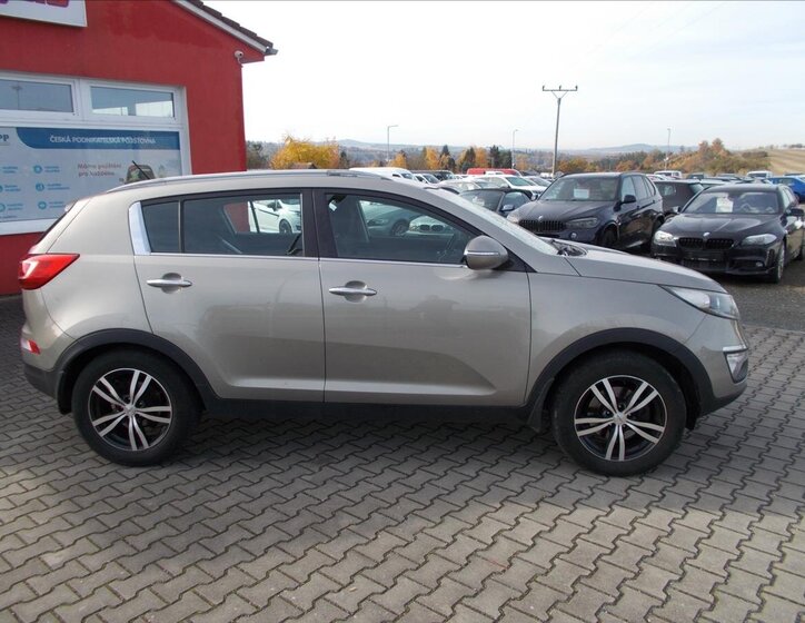 KIA Sportage SUV 1,7 l 85 kw