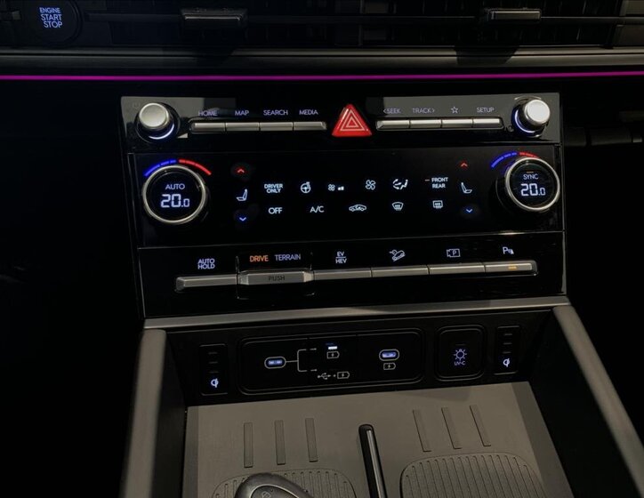 Hyundai Santa Fe SUV 1,6 l 178 kw