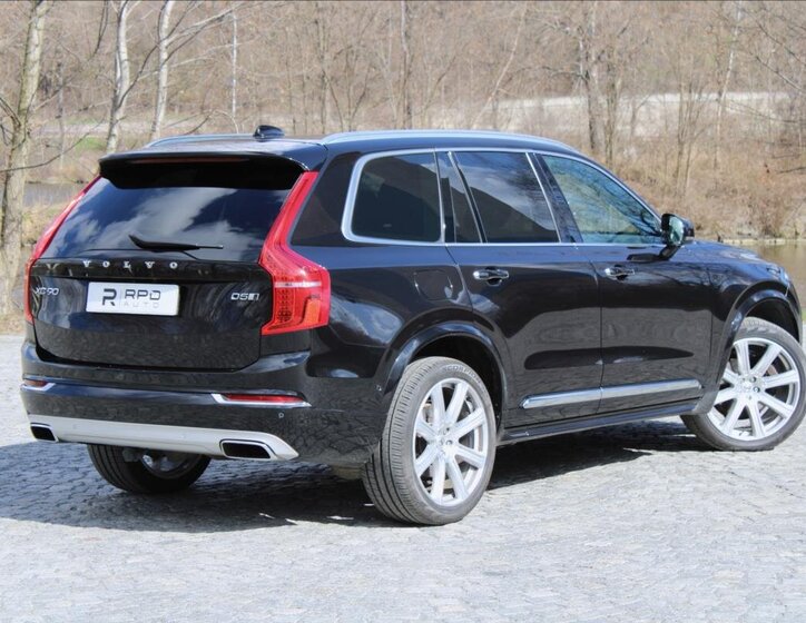 Volvo XC90 SUV / Terénní 2,0 l 165 kw