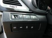 Hyundai Grand Santa Fe 40