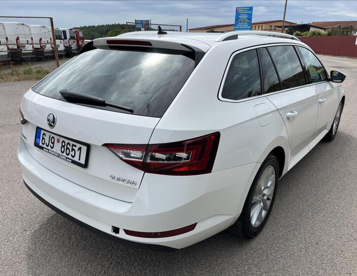Škoda Superb 6