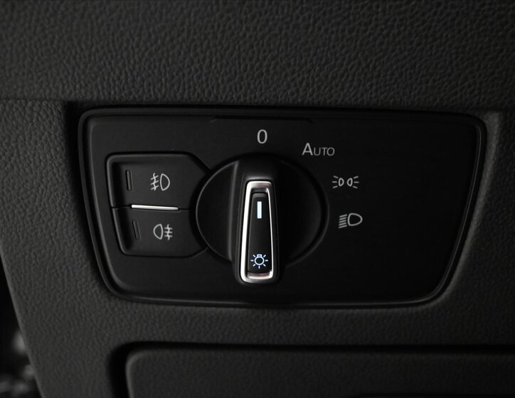 Volkswagen Passat 25