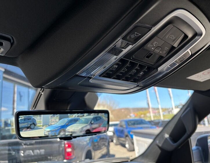 Dodge RAM Pick-up 3,0 l 403 kw