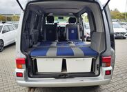 Volkswagen Multivan 11