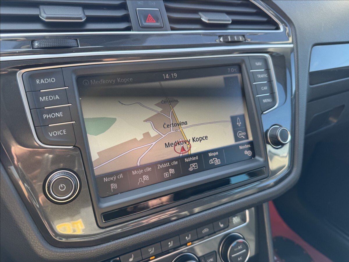 Volkswagen Tiguan SUV / Terénní 2,0 l 110 kw