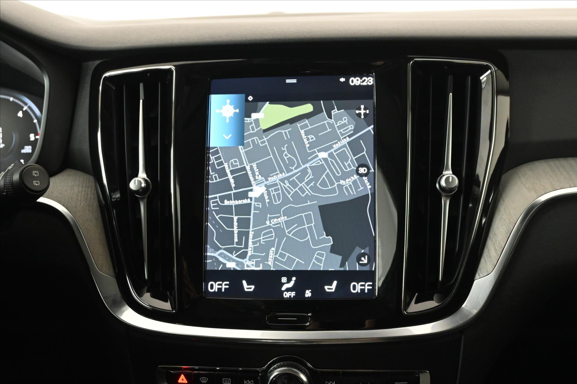 Volvo V60 Kombi 2,0 l 145 kw