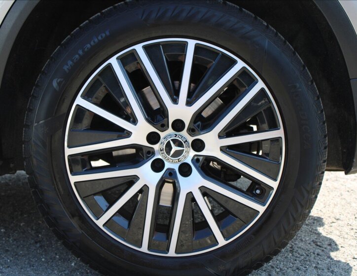 Mercedes-Benz GLC SUV 2,0 l 143 kw