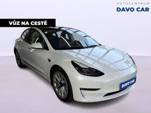 Tesla Model 3 Sedan / Limuzína 0,0 366 kw
