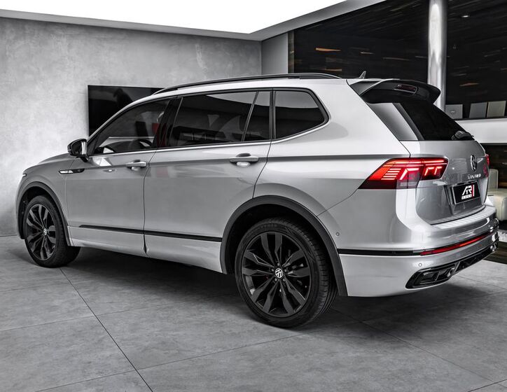 Volkswagen Tiguan Allspace 7