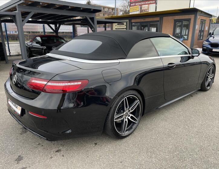 Mercedes-Benz Třídy E 11