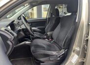 Mitsubishi Outlander SUV / Terénní 2,0 l 103 kw