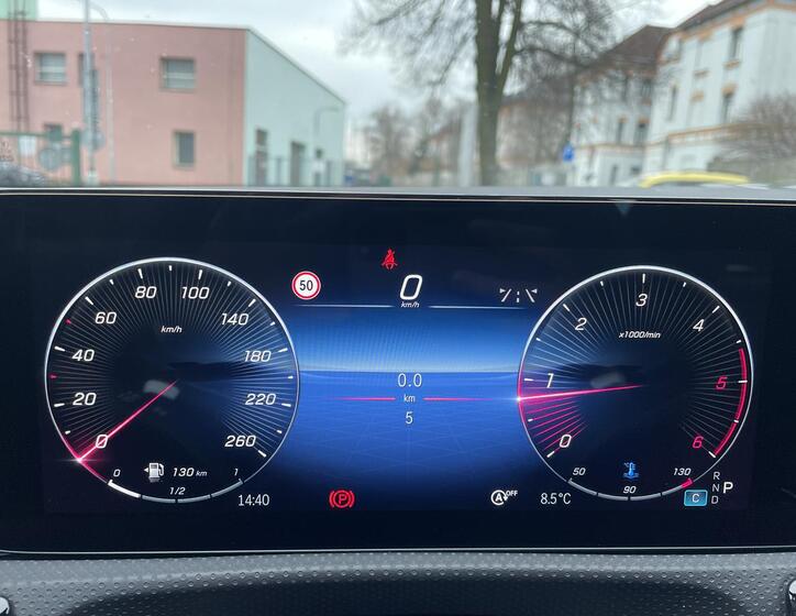 Mercedes-Benz CLA 11