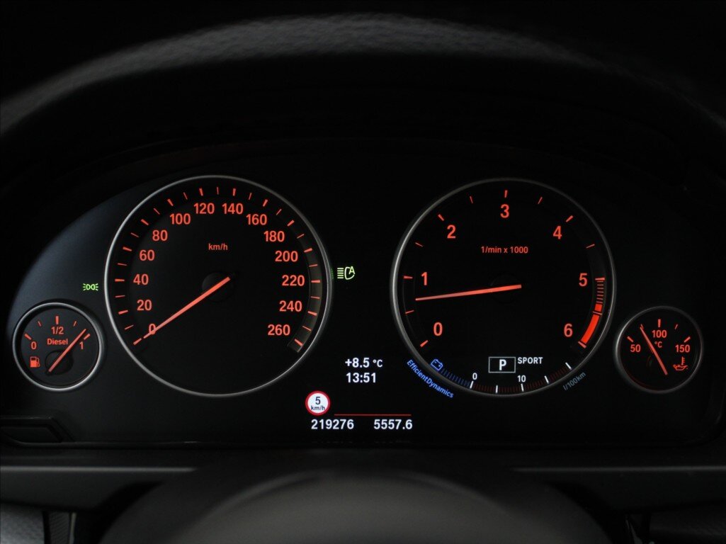 BMW X5 SUV / Terénní 3,0 l 280 kw