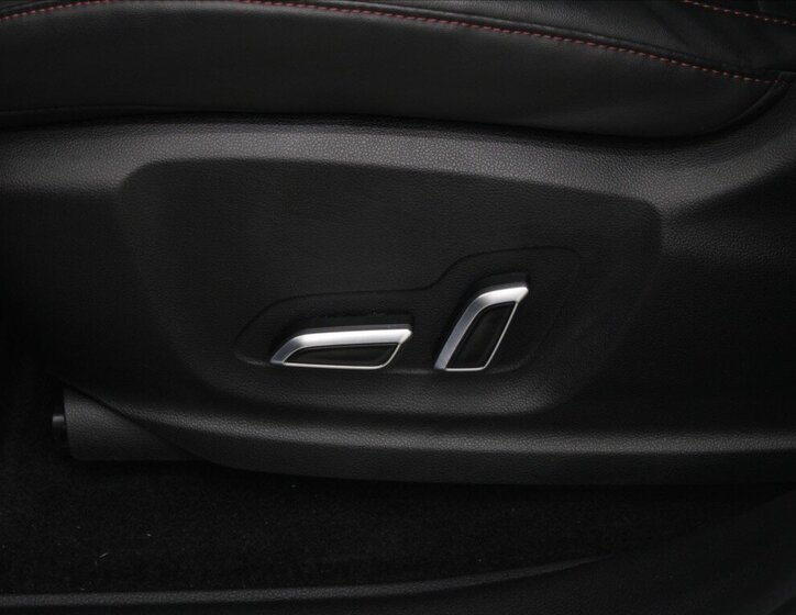 MG EHS SUV / Terénní 1,5 l 190 kw