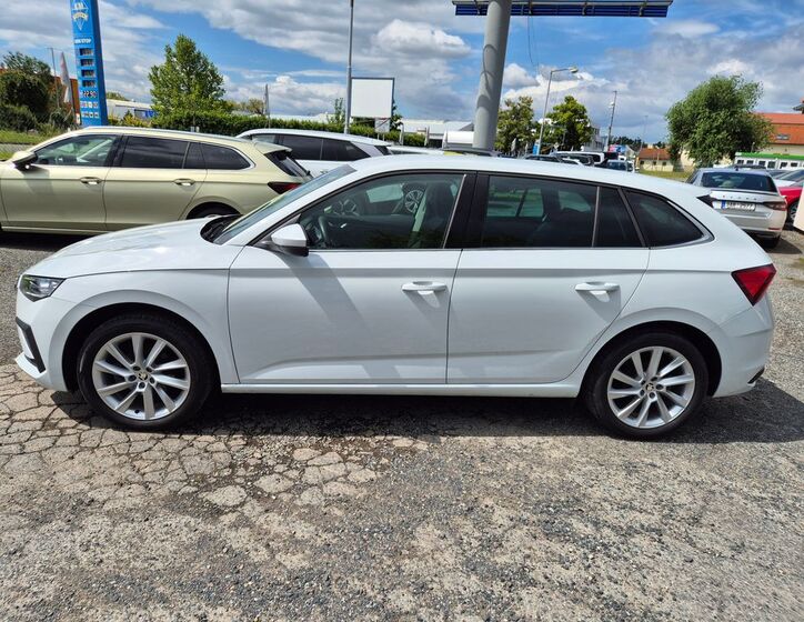 Škoda Scala 8