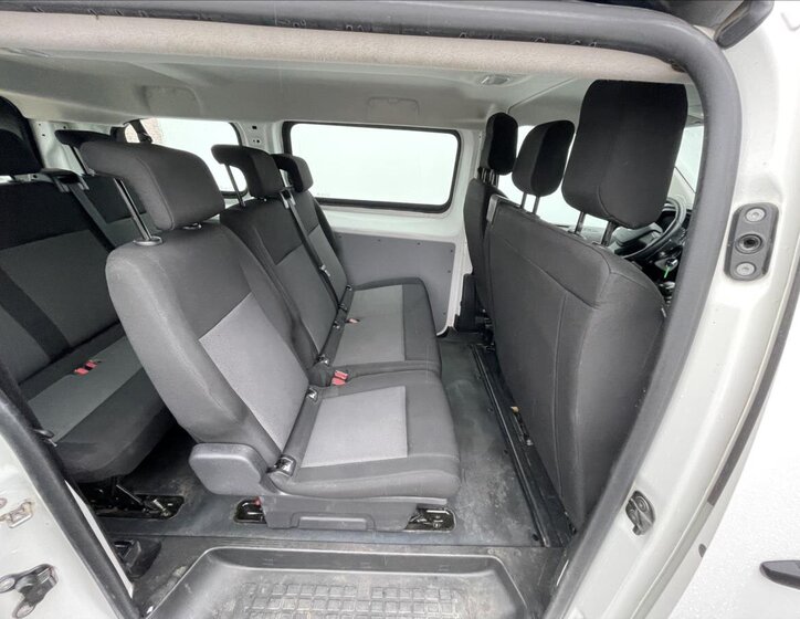 Opel Vivaro Ostatní 2,0 l 106 kw