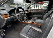 Volkswagen Phaeton Sedan / Limuzína 3,0 l 176 kw