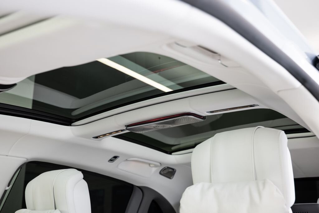 Mercedes-Benz Ostatní Sedan / Limuzína 6,0 l 450 kw