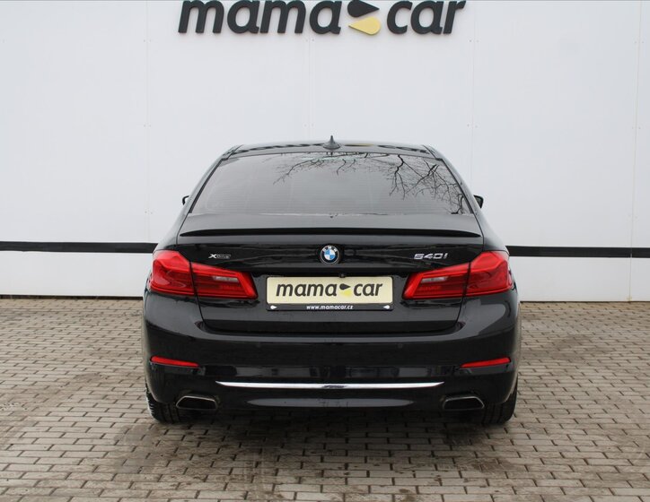 BMW Řada 5 Sedan / Limuzína 3,0 l 250 kw