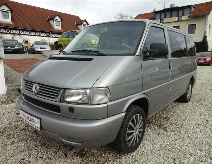 Volkswagen Caravelle 3