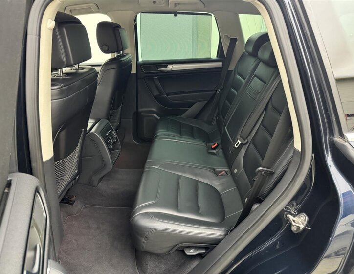 Volkswagen Touareg SUV 3,0 l 193 kw