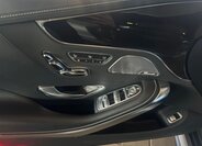 Mercedes-Benz Třídy S Kupé 4,0 l 345 kw