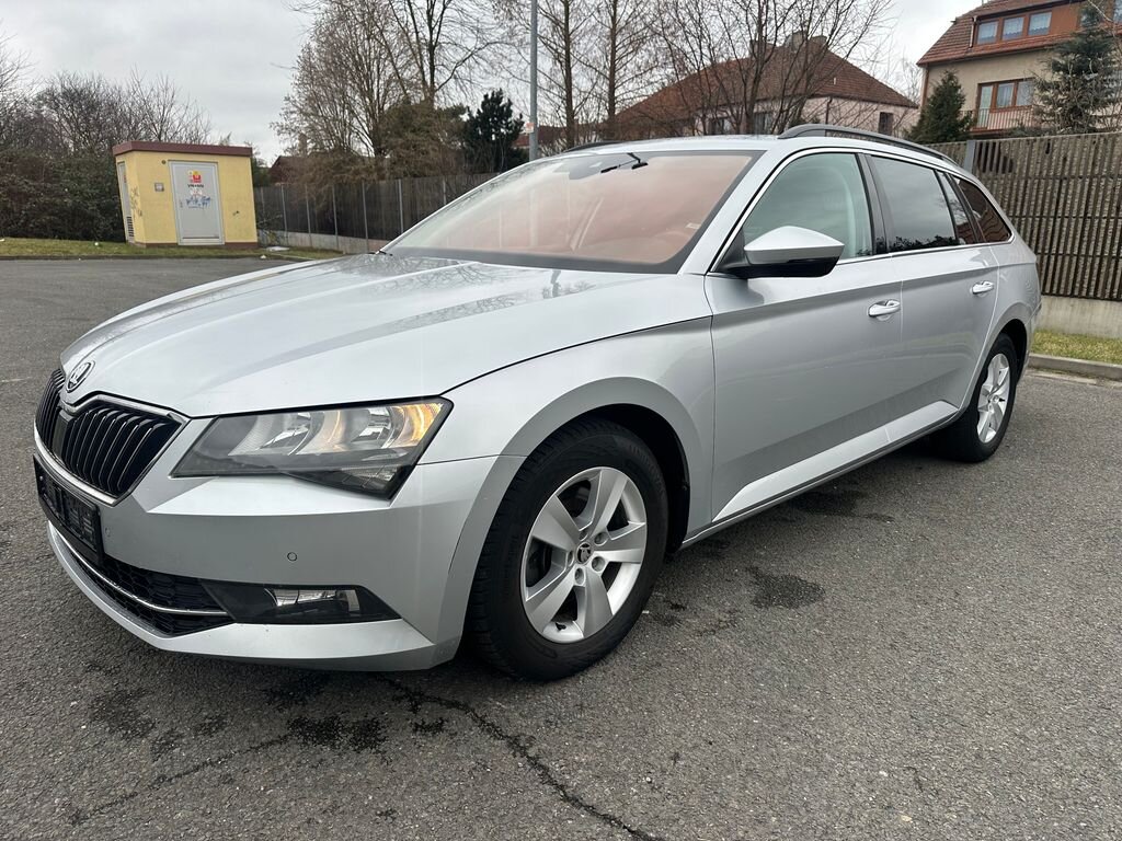 Škoda Superb Kombi 2,0 l 110 kw