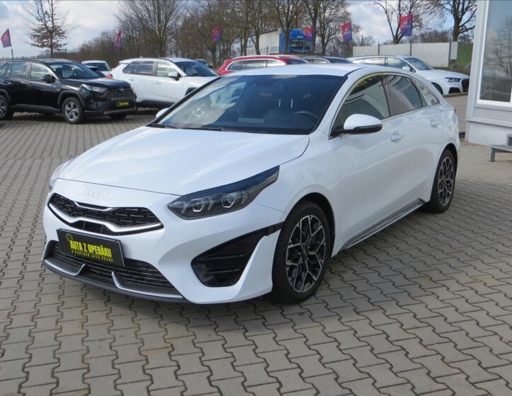 KIA ProCeed Kombi 1,5 l 117 kw