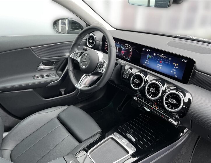 Mercedes-Benz Třídy A Hatchback 2,0 l 110 kw